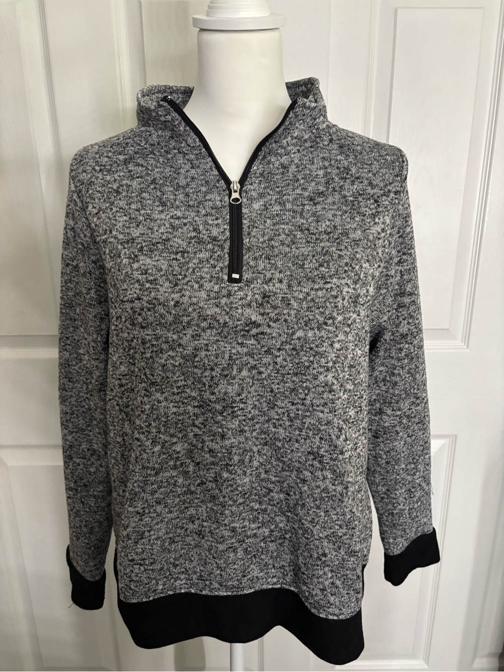Style 5 Women’s Heathered 1/4 Zip Mock Neck Knit Sweatshirt 60% Cotton Medium